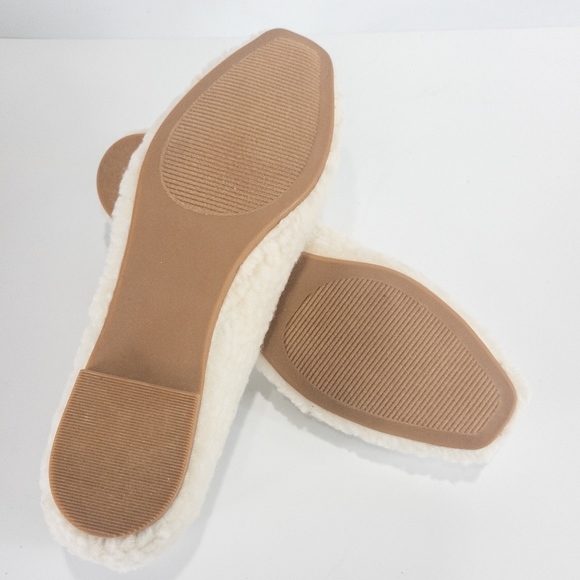 Aqua Ellie Slip On Flats Ivory - Picture 4 of 4